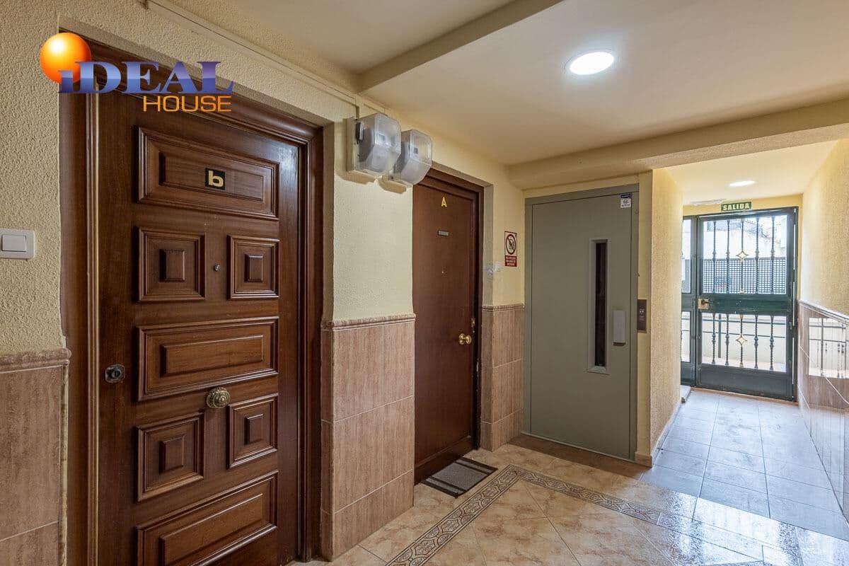 2 bedroom Flat for sale in Granada city - € 209,000 (Ref: 9434530)