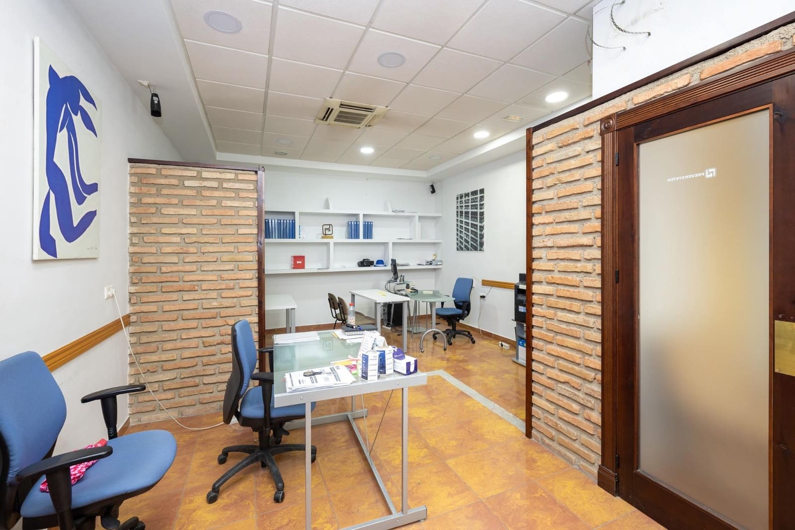 Kaupallinen myytävänä paikassa Granada kaupunki - 98 000 € (Ref: 9434531)