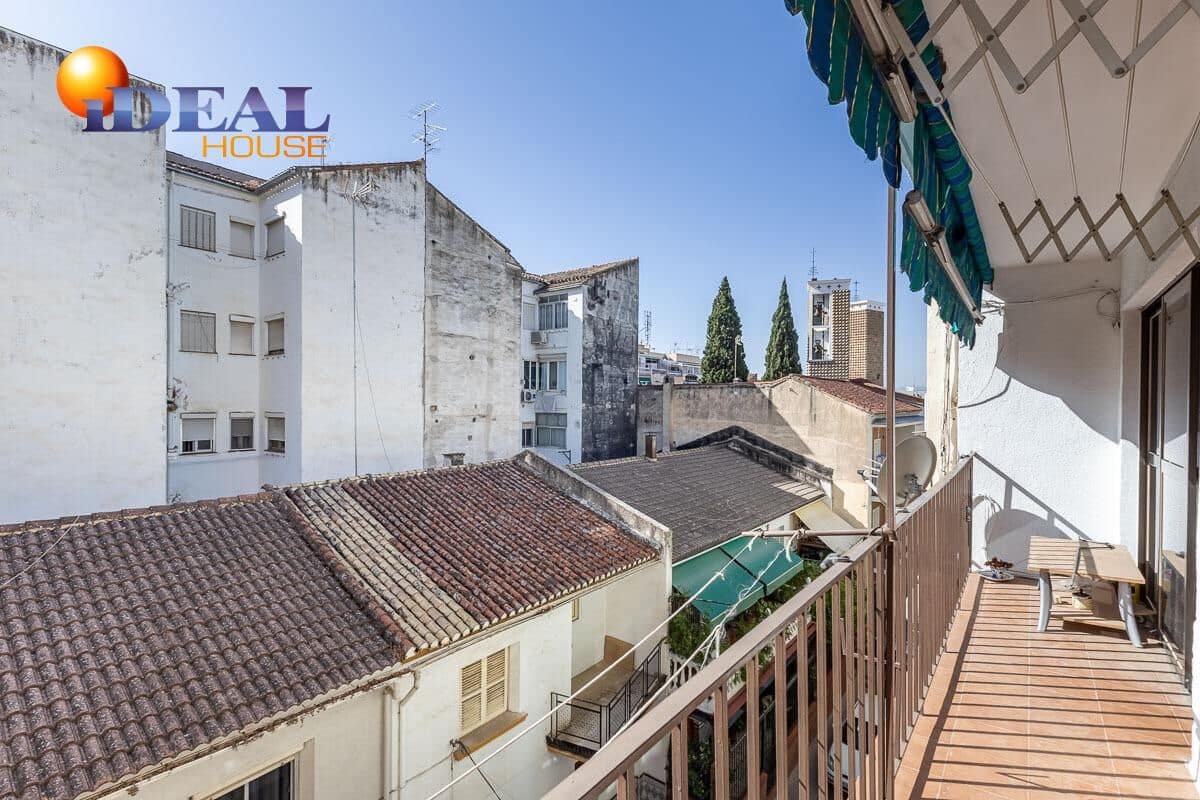 3 bedroom Flat for sale in Granada city - € 139,000 (Ref: 9434533)