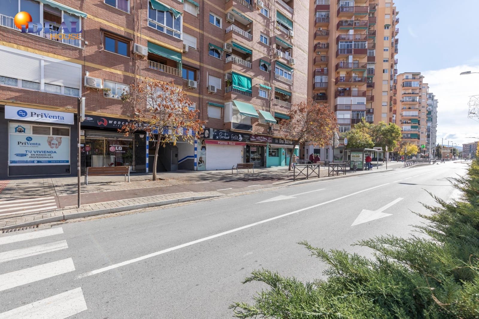 Garage for sale in Granada city - € 28,000 (Ref: 9434534)
