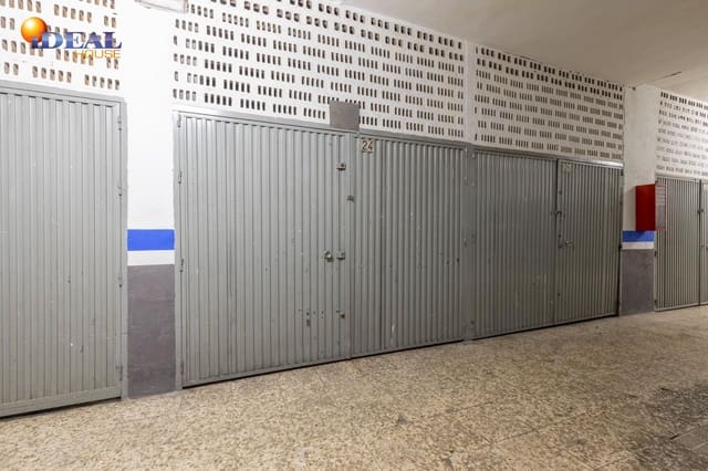 Garage for sale in Granada city - € 25,000 (Ref: 9434535)