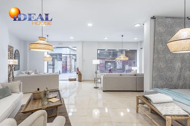 Commercial for sale in Centro, Granada city - € 875,000 (Ref: 9434536)