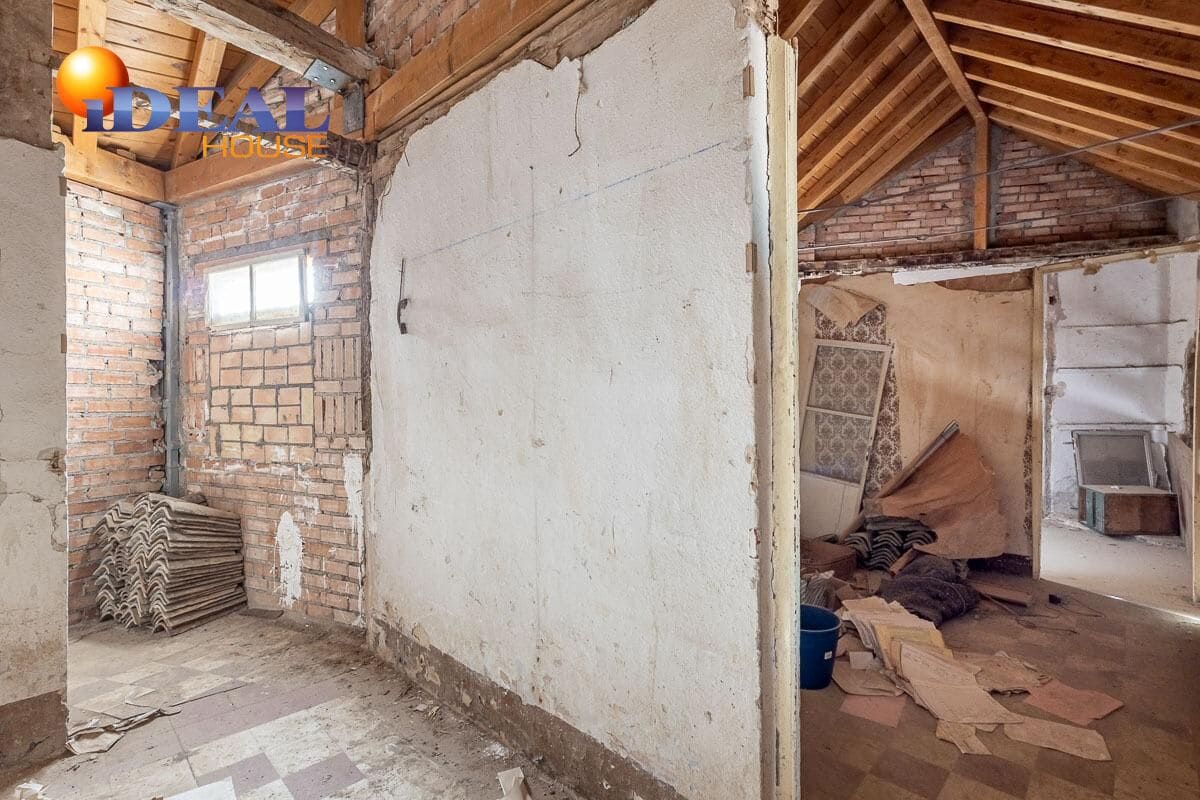 Commercial for sale in Granada city - € 875,000 (Ref: 9434536)