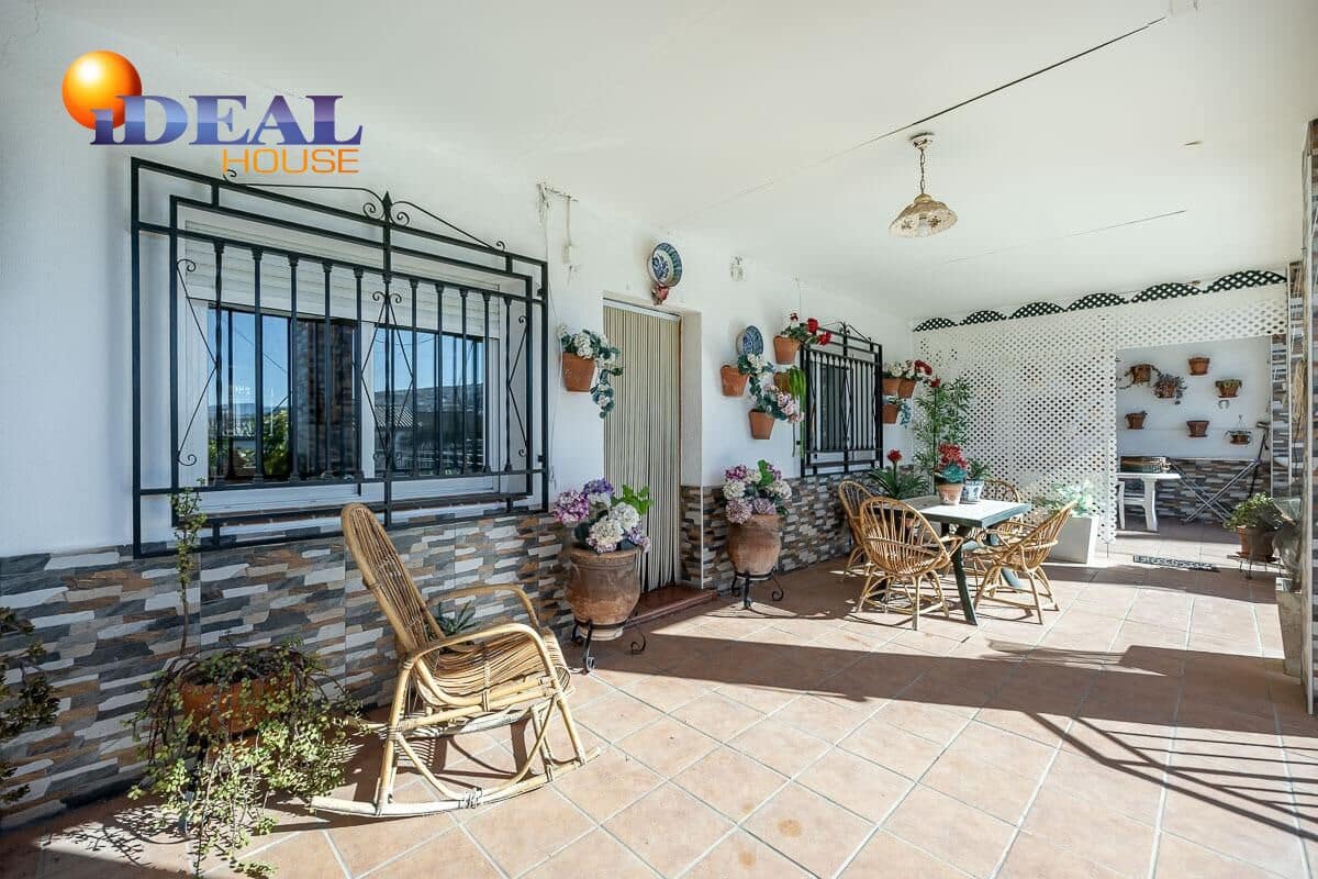 3 bedroom Terraced Villa for sale in Monachil with pool garage - € 240,000 (Ref: 9434538)