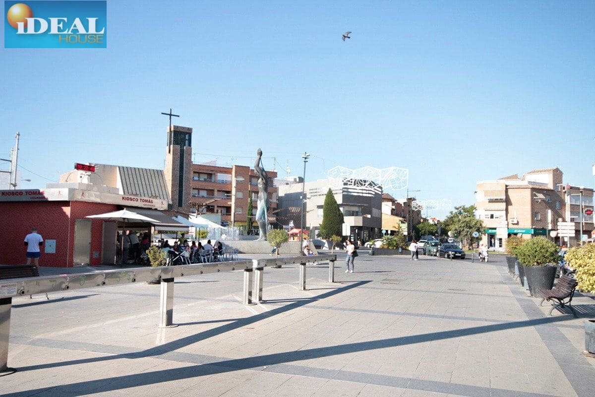 Local Comercial en Armilla en venta - 110.000 € (Ref: 9434541)