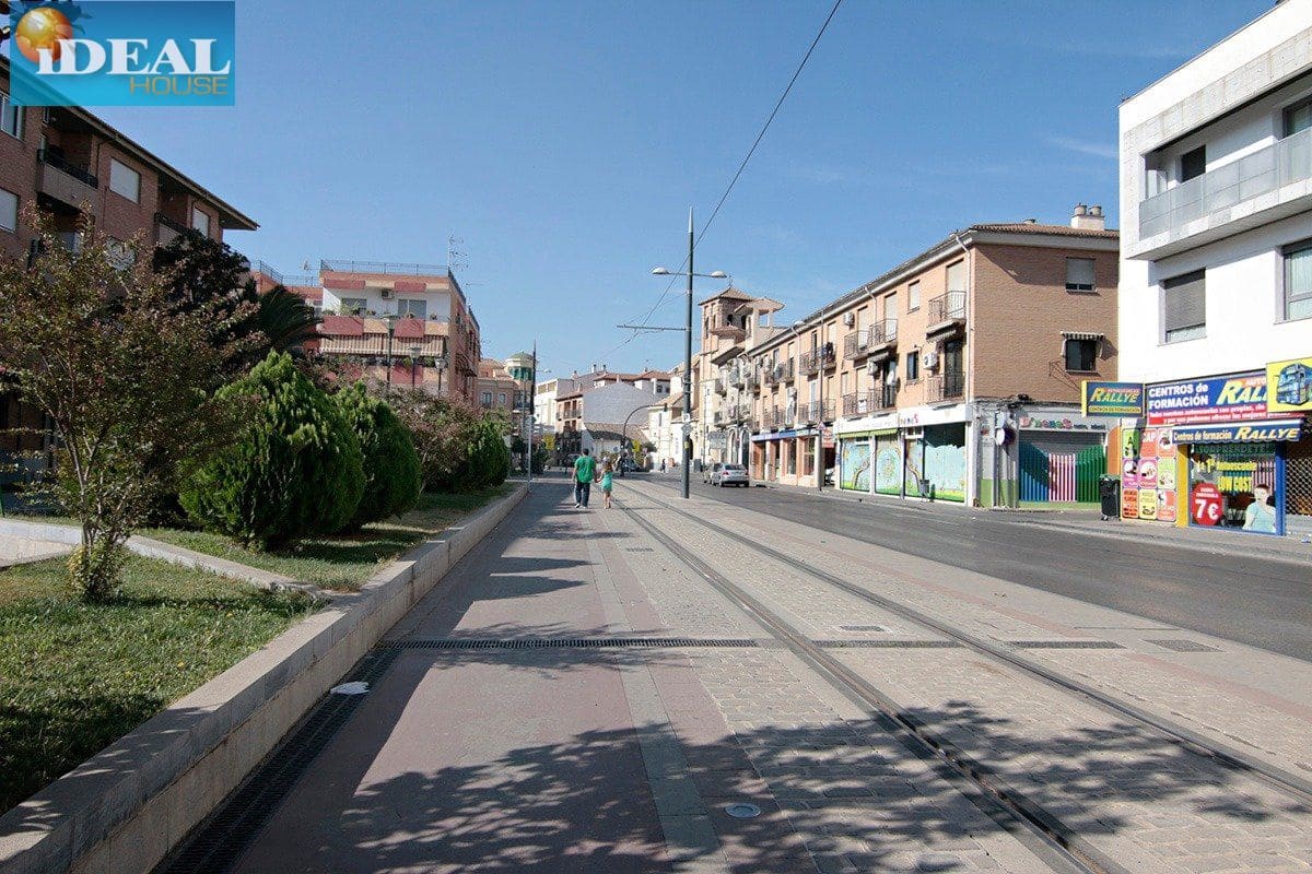 Local Comercial en Armilla en venta - 110.000 € (Ref: 9434541)