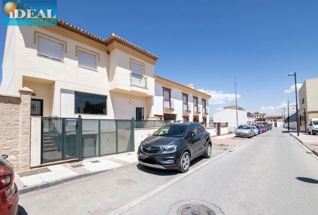 6 bedroom Townhouse for sale in Chauchina with garage - € 360,000 (Ref: 9434543)