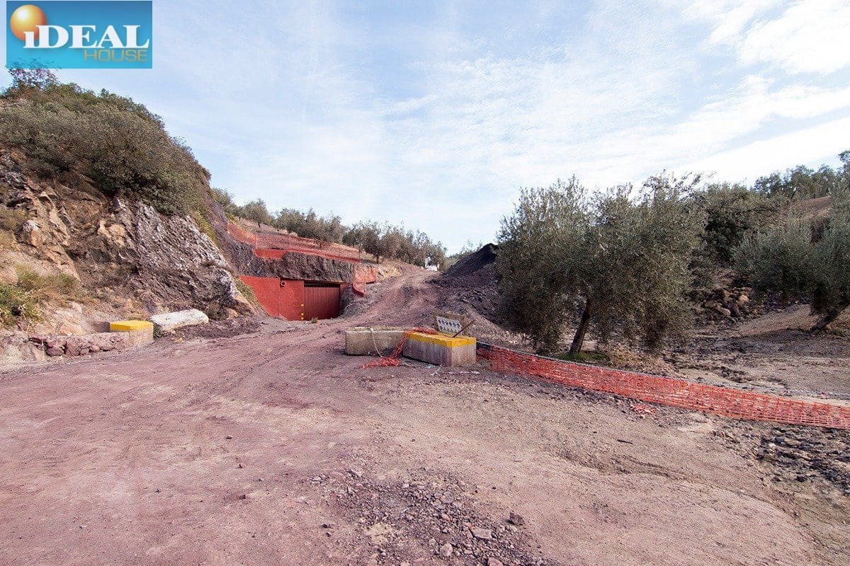 Finca/Country House for sale in Loja - € 2,100,000 (Ref: 9434545)