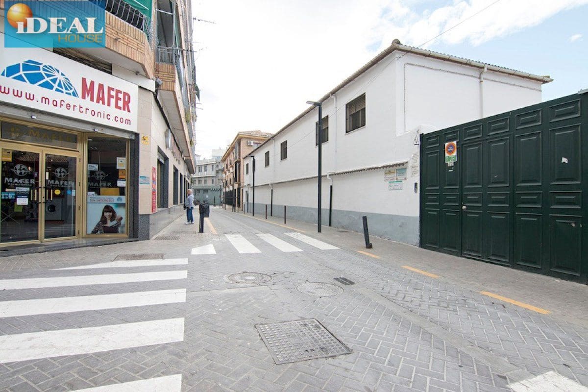 Kaupallinen myytävänä paikassa Maracena - 164 000 € (Ref: 9434546)