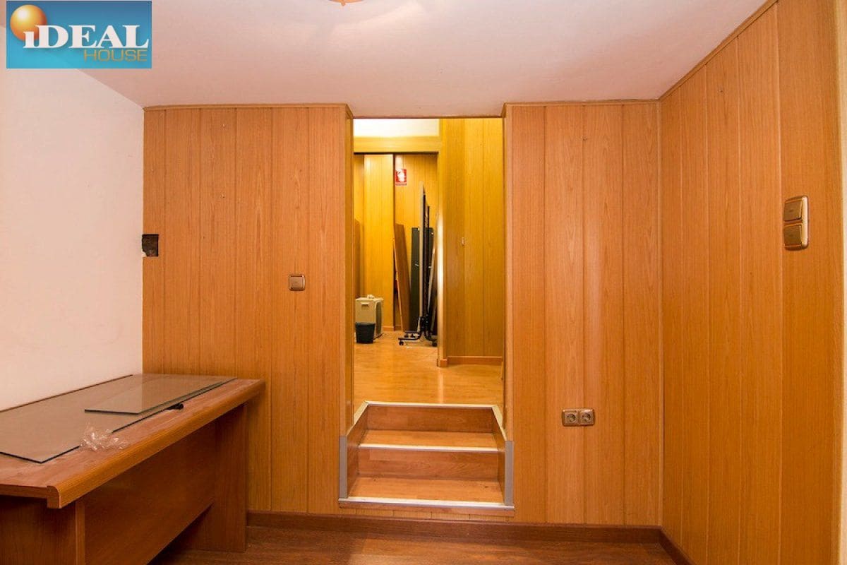 Kaupallinen myytävänä paikassa Maracena - 164 000 € (Ref: 9434546)