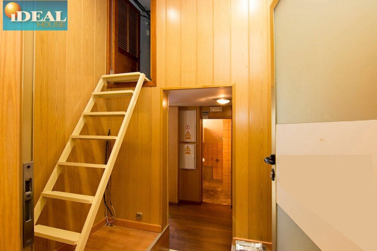 Kaupallinen myytävänä paikassa Maracena - 164 000 € (Ref: 9434546)