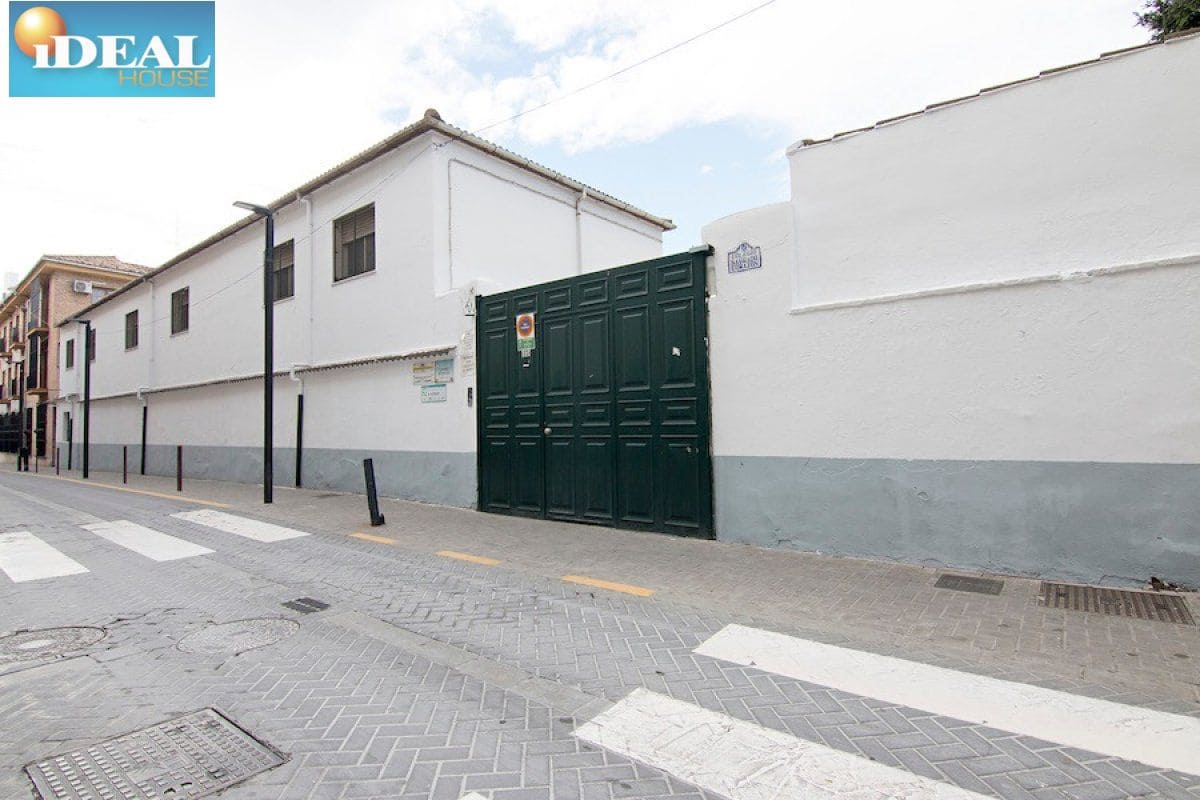 Kaupallinen myytävänä paikassa Maracena - 164 000 € (Ref: 9434546)