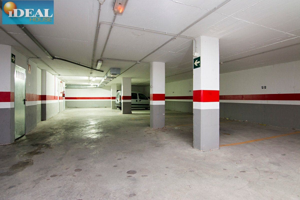 Garage for sale in Granada city - € 50,000 (Ref: 9434547)