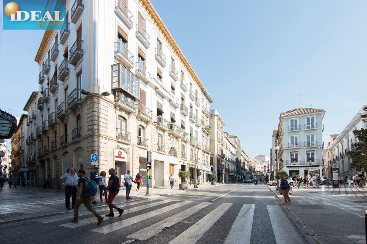 Garage for sale in Granada city - € 50,000 (Ref: 9434547)