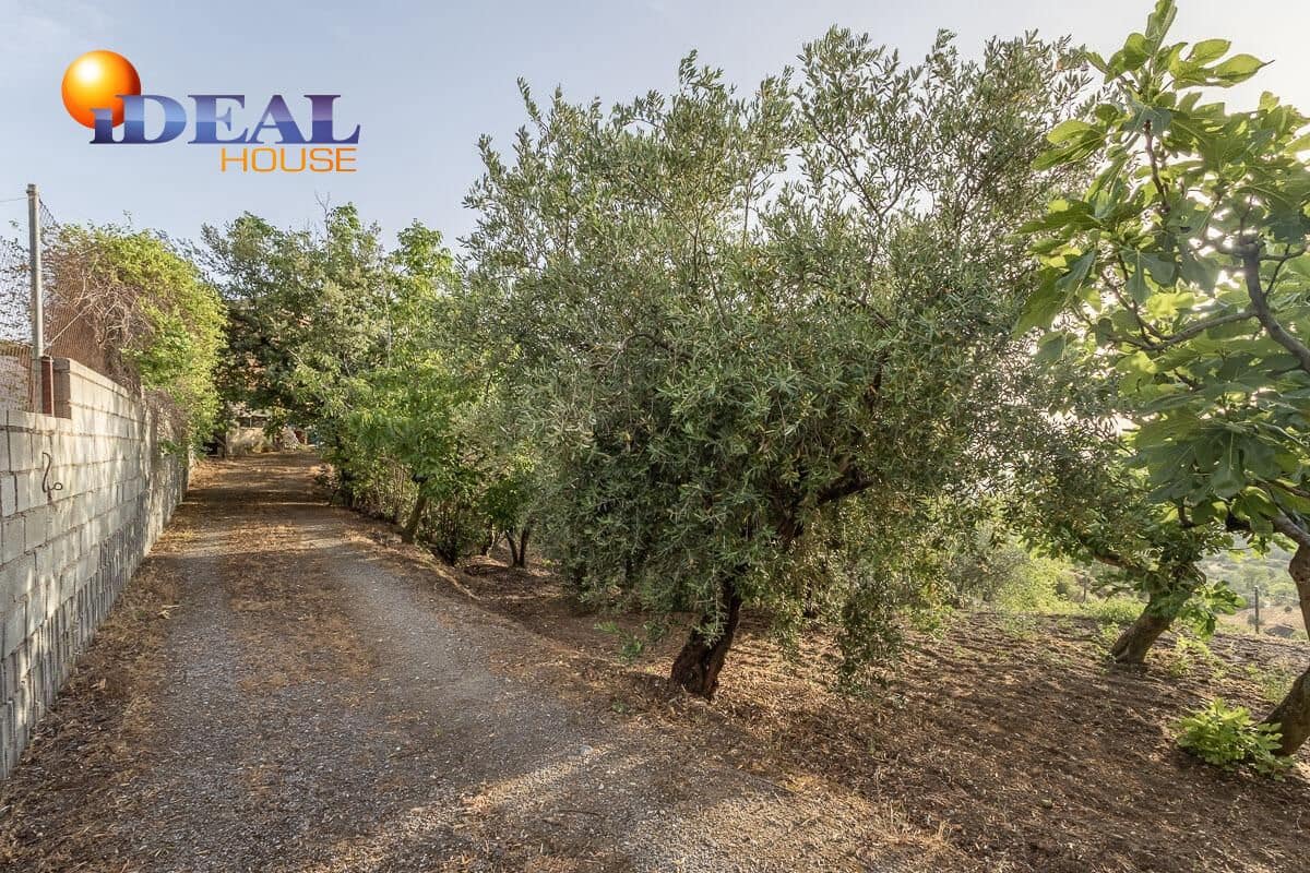 4 sovrum Finca/Hus på landet till salu i Monachil med pool - 170 000 € (Ref: 9437686)