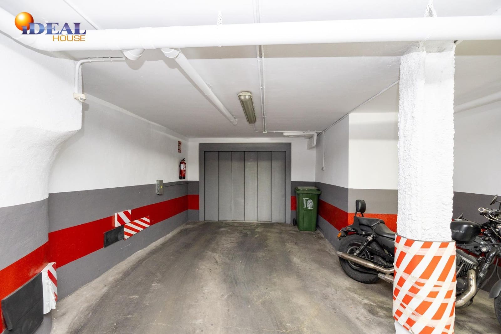 Garage in vendita in Granada citta - 60.000 € (Rif: 9437687)