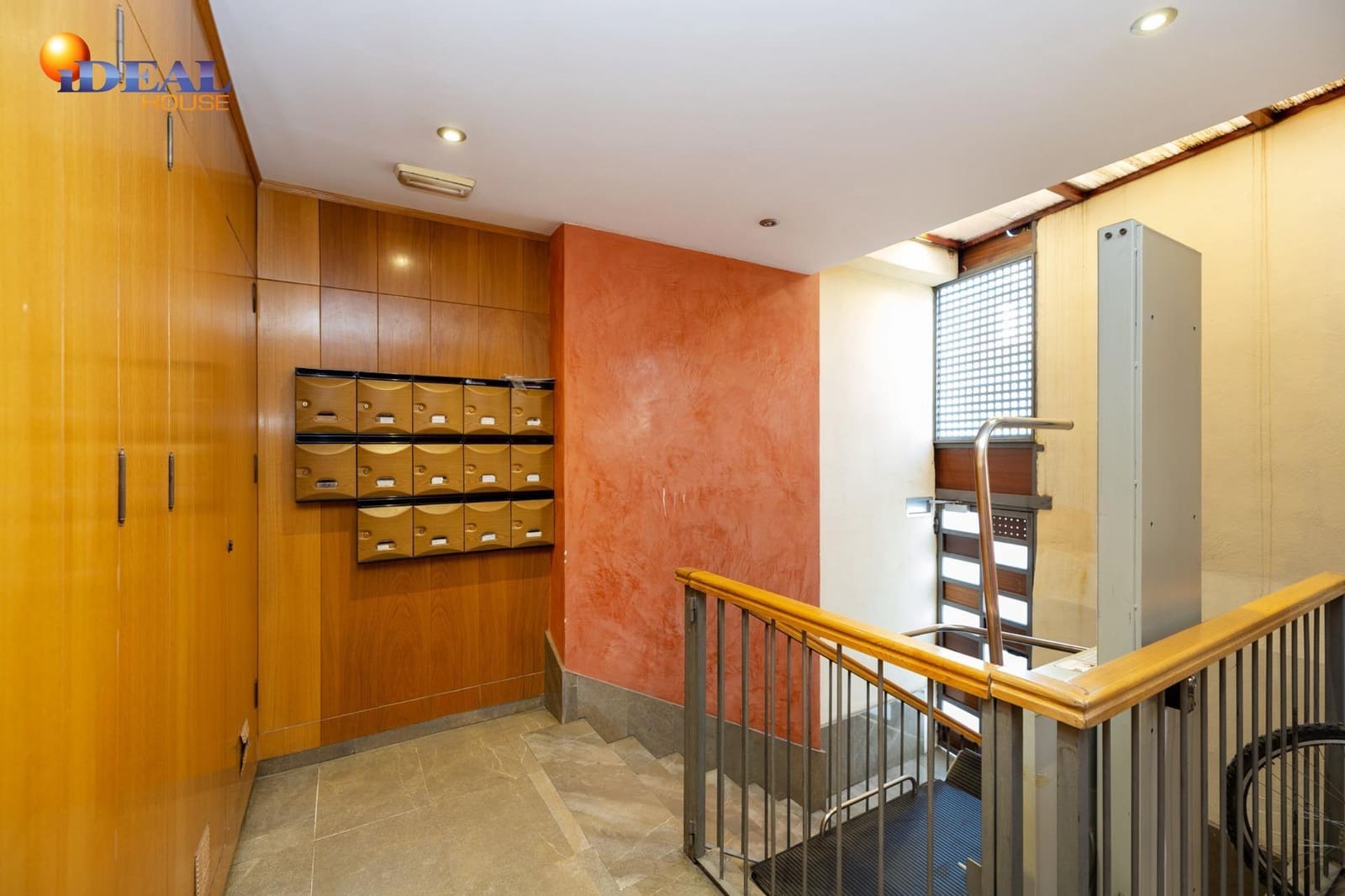 Garage in vendita in Granada citta - 60.000 € (Rif: 9437687)