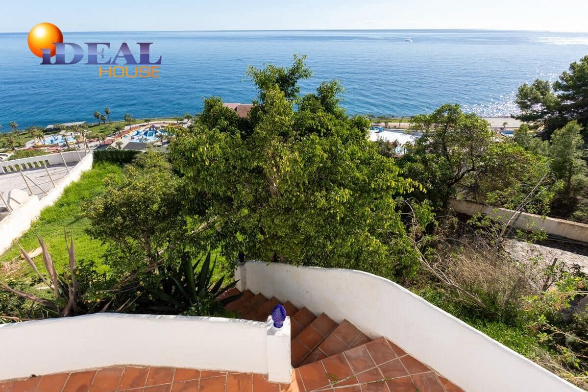 3 bedroom Villa for sale in Almunecar with garage - € 595,900 (Ref: 9437688)