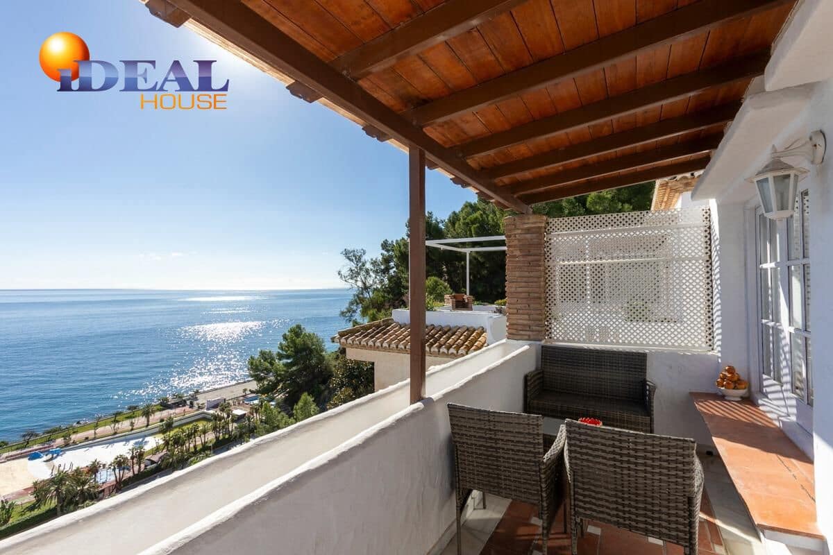 3 bedroom Villa for sale in Almunecar with garage - € 595,900 (Ref: 9437688)