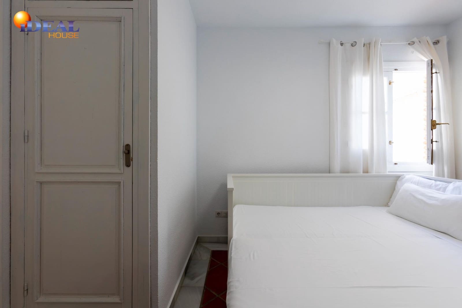 3 bedroom Villa for sale in Almunecar with garage - € 595,900 (Ref: 9437688)