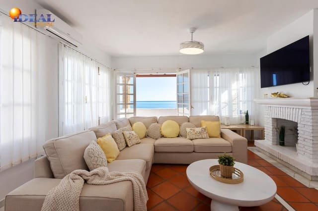 Chalet de 3 habitaciones en Almuñécar en venta con garaje - 595.900 € (Ref: 9437688)