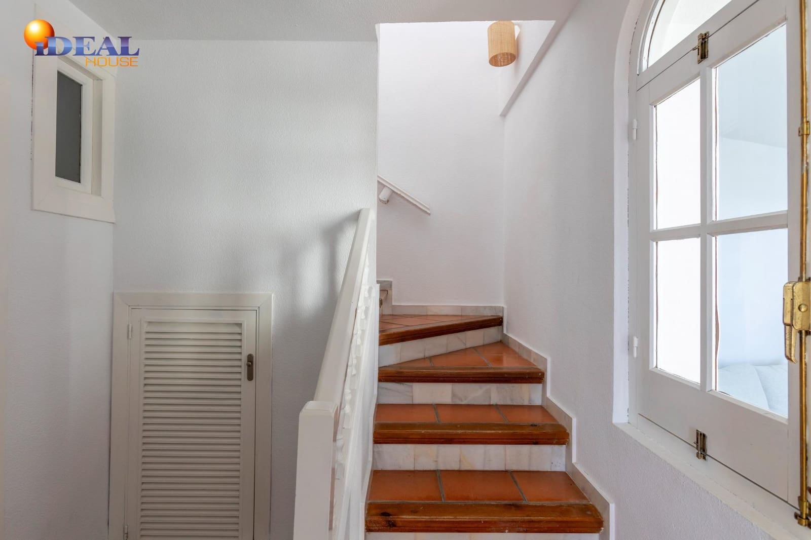 3 bedroom Villa for sale in Almunecar with garage - € 595,900 (Ref: 9437688)