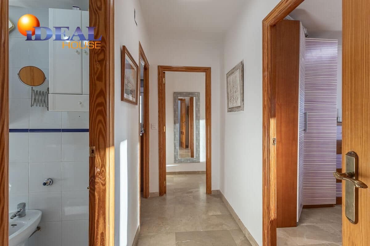 4 bedroom Villa for sale in Cenes de la Vega with pool garage - € 365,000 (Ref: 9437689)