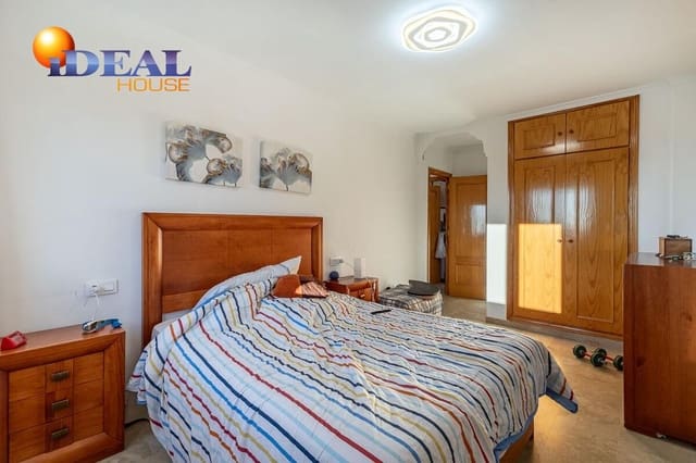 4 sovrum Villa till salu i Cenes de la Vega med pool garage - 365 000 € (Ref: 9437689)