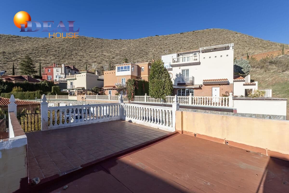 4 bedroom Villa for sale in Cenes de la Vega with pool garage - € 365,000 (Ref: 9437689)
