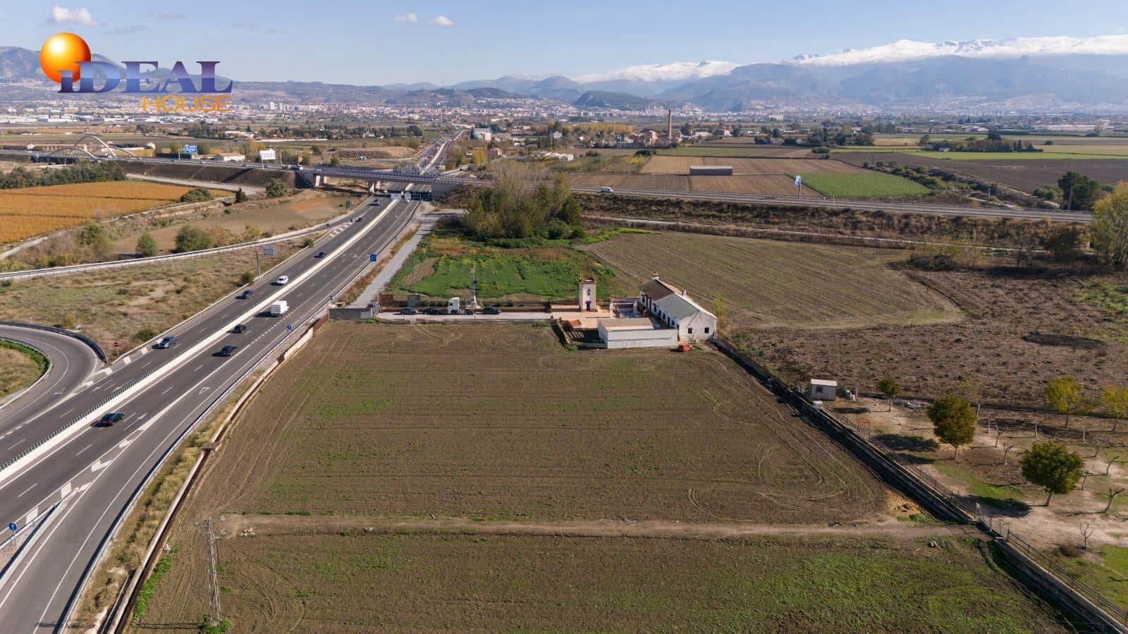 4 sypialnia Finka/Dom wiejski na sprzedaż w Miasto Grenada - 450 000 € (Ref: 9437690)