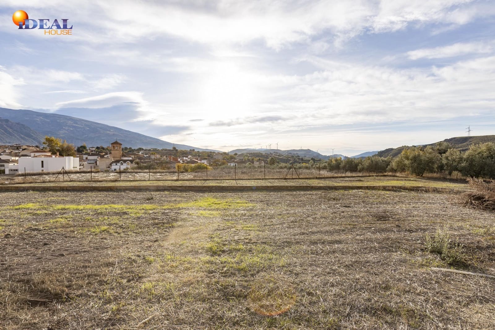 Terrain à Bâtir à vendre à Cozvijar - 39 600 € (Ref: 9437691)