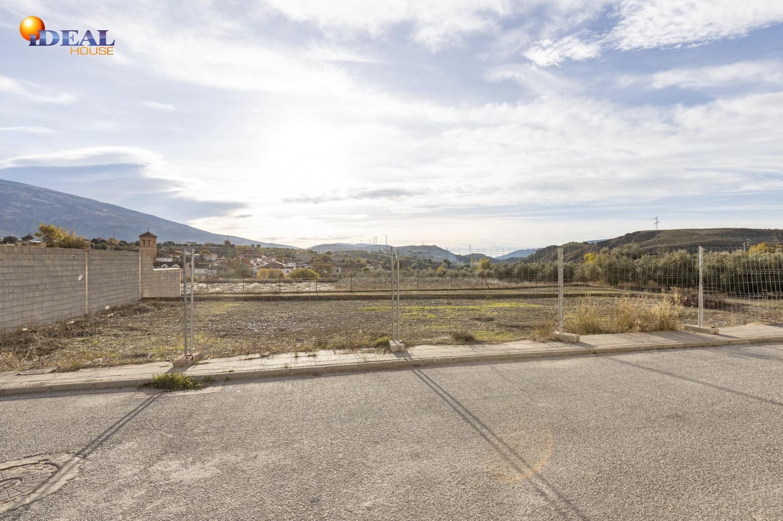 Terrain à Bâtir à vendre à Cozvijar - 39 600 € (Ref: 9437691)