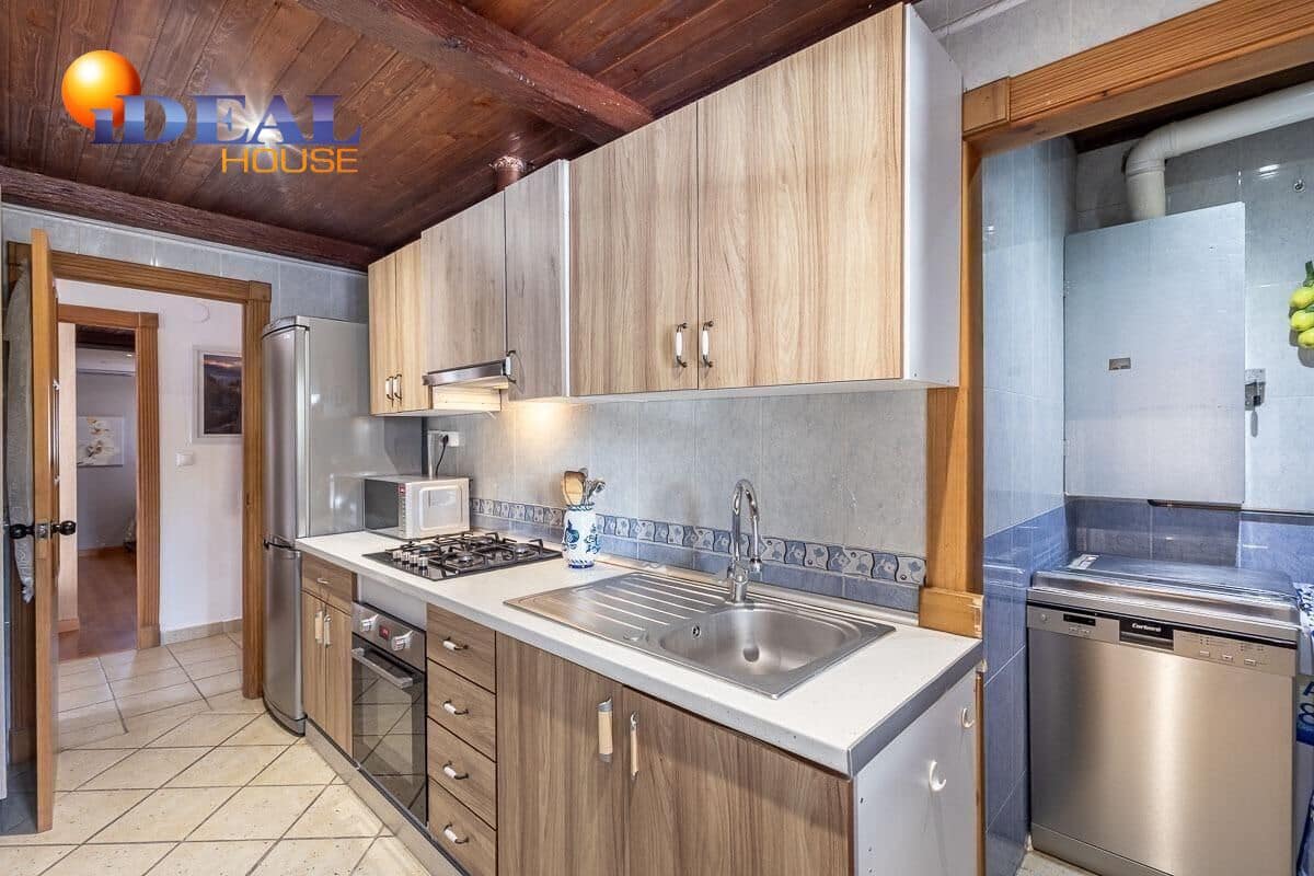 5 soveværelse Finca/Landehus til salg i Atarfe med swimmingpool - € 548.000 (Ref: 9437692)