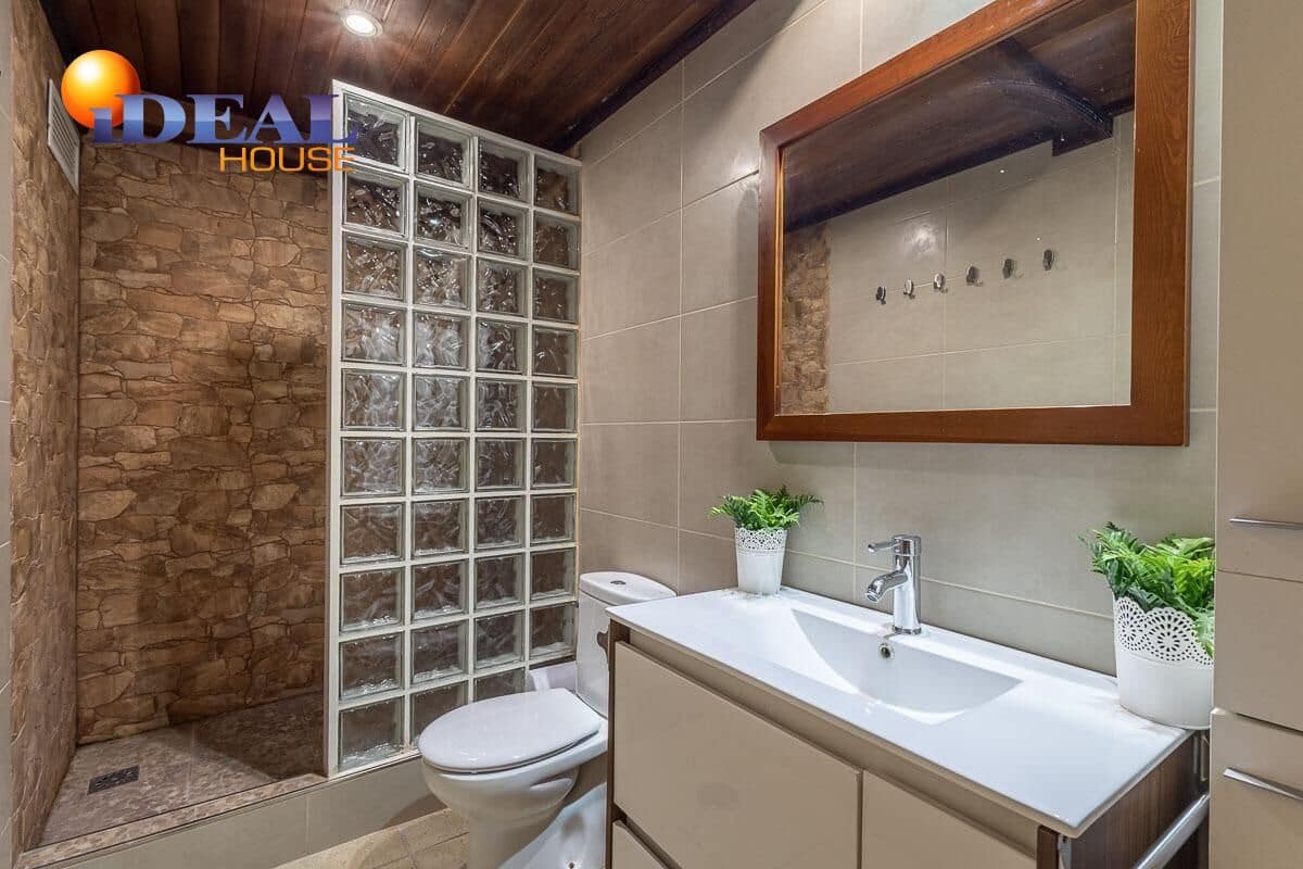 5 soveværelse Finca/Landehus til salg i Atarfe med swimmingpool - € 548.000 (Ref: 9437692)