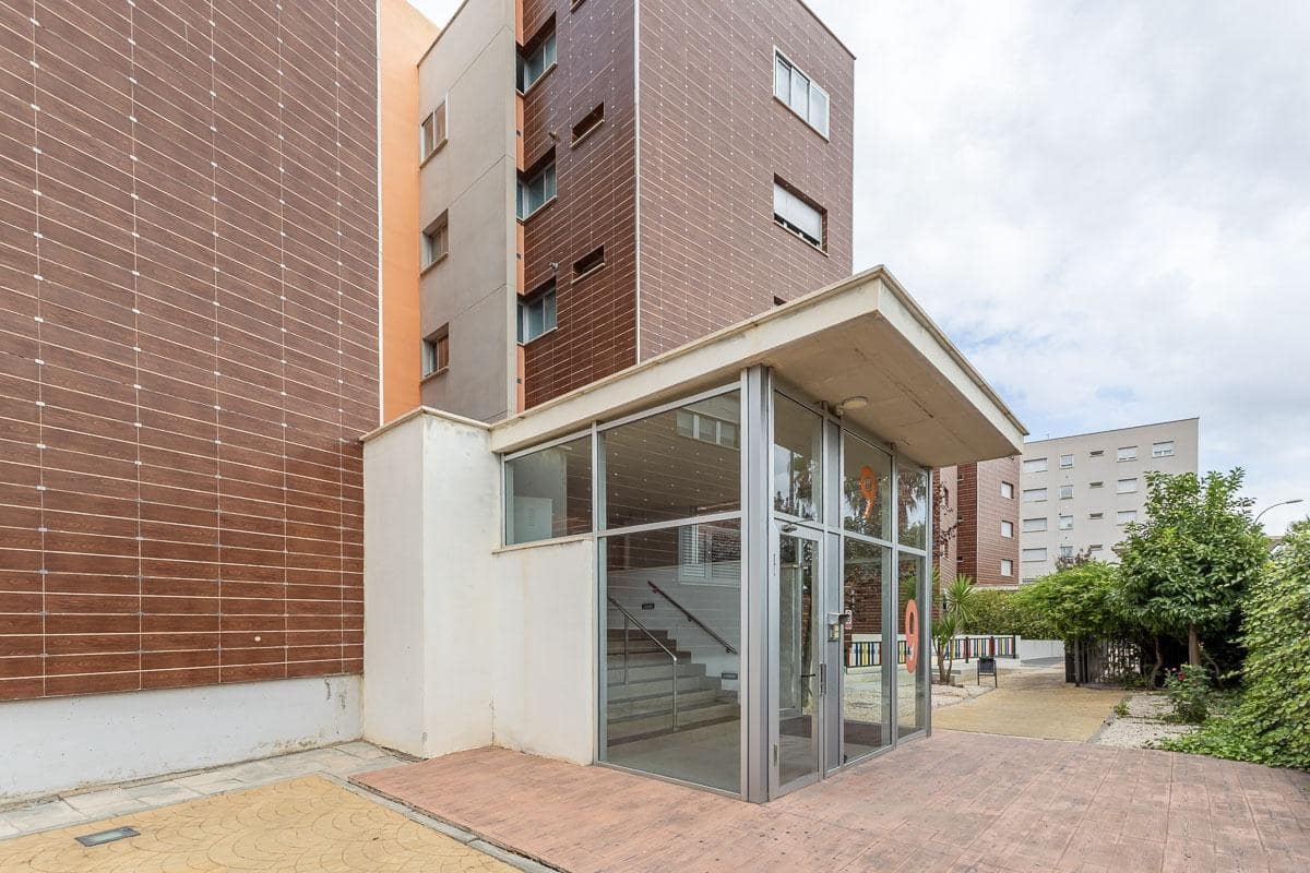 2 bedroom Flat for sale in Alhendin with pool garage - € 222,000 (Ref: 9437693)