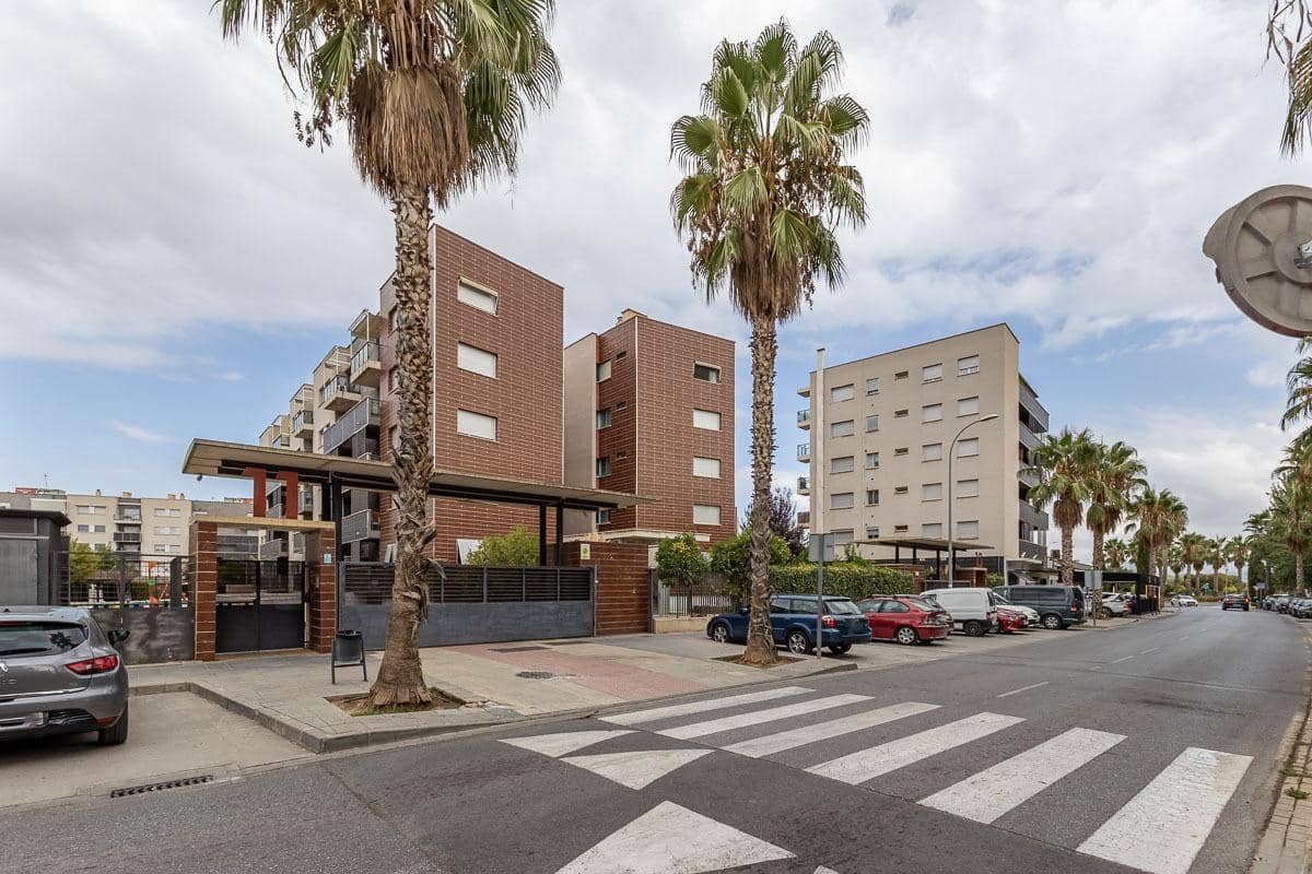 2 bedroom Flat for sale in Alhendin with pool garage - € 222,000 (Ref: 9437693)