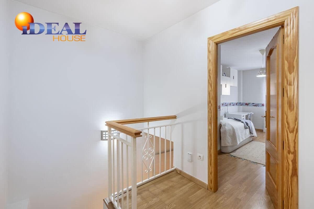 3 bedroom Villa for sale in Ambroz with pool garage - € 299,900 (Ref: 9438552)