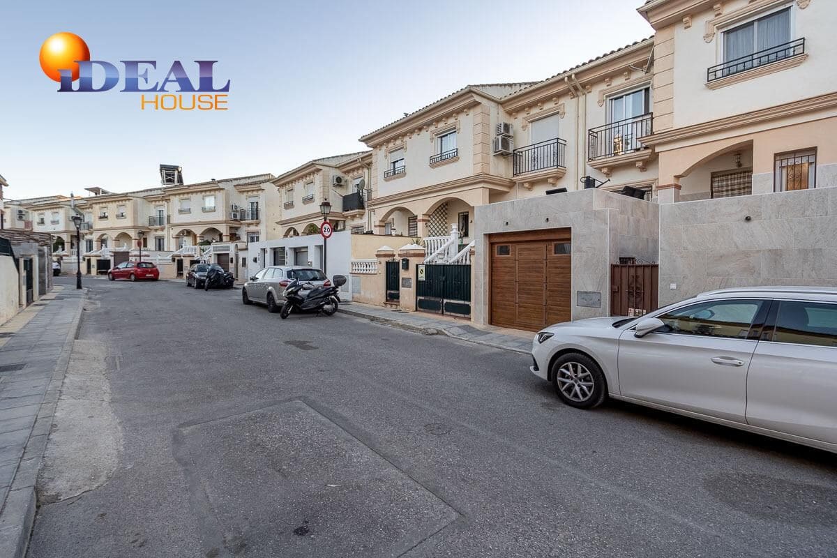 3 bedroom Villa for sale in Ambroz with pool garage - € 299,900 (Ref: 9438552)