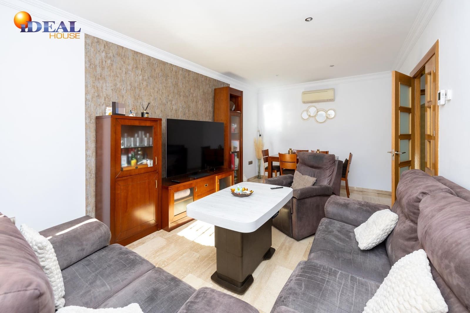 3 slaapkamer Rijtjeshuis te koop in Pulianas met zwembad garage - € 269.000 (Ref: 9440049)