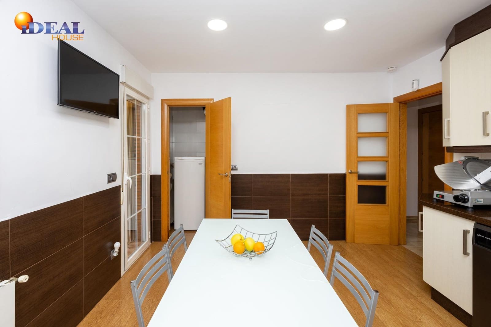 3 slaapkamer Rijtjeshuis te koop in Pulianas met zwembad garage - € 269.000 (Ref: 9440049)