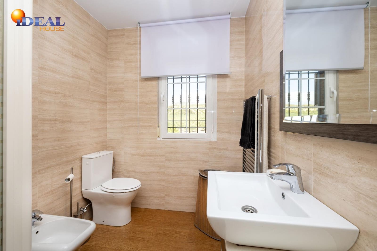 3 slaapkamer Rijtjeshuis te koop in Pulianas met zwembad garage - € 269.000 (Ref: 9440049)