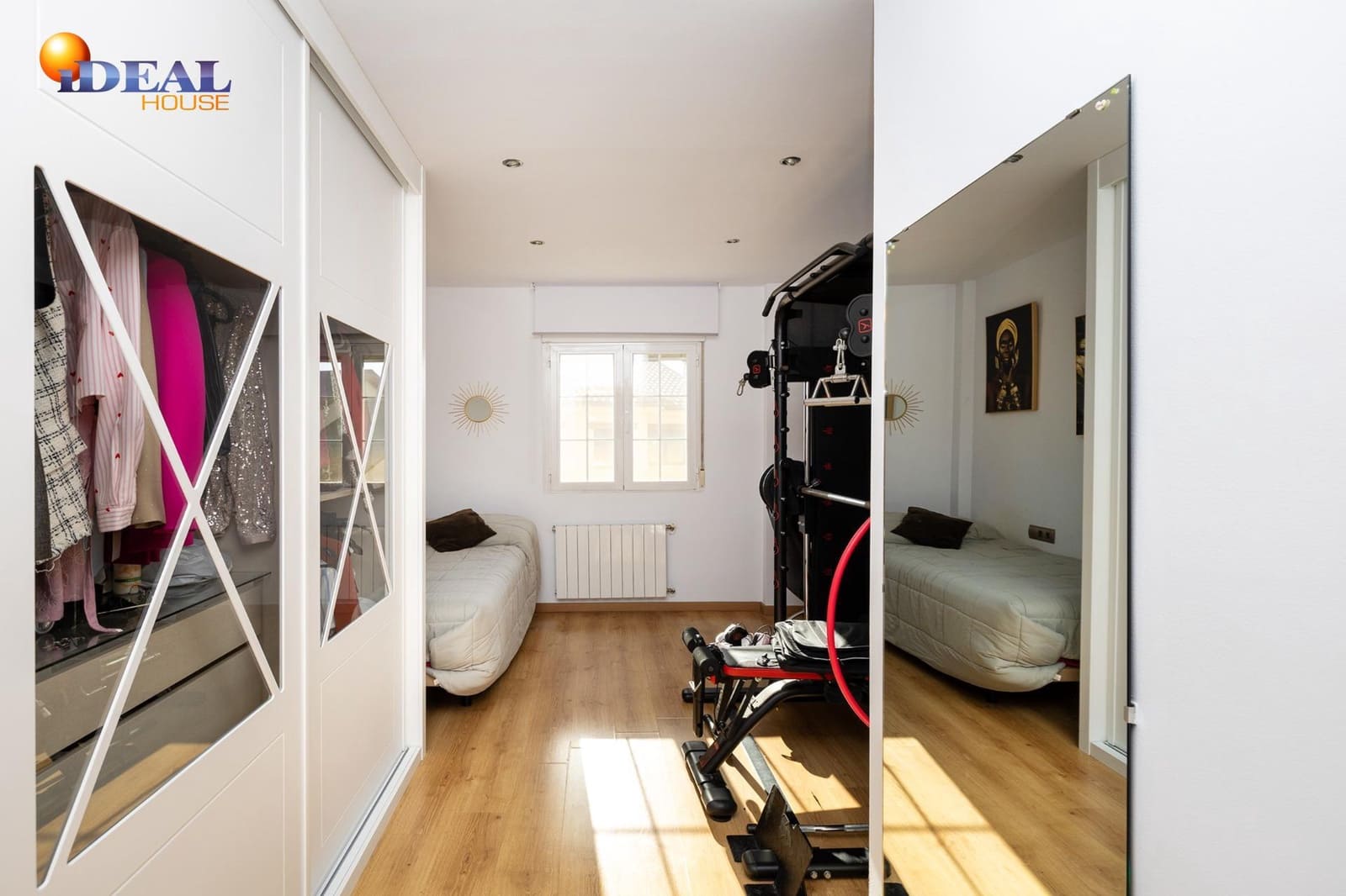 3 slaapkamer Rijtjeshuis te koop in Pulianas met zwembad garage - € 269.000 (Ref: 9440049)