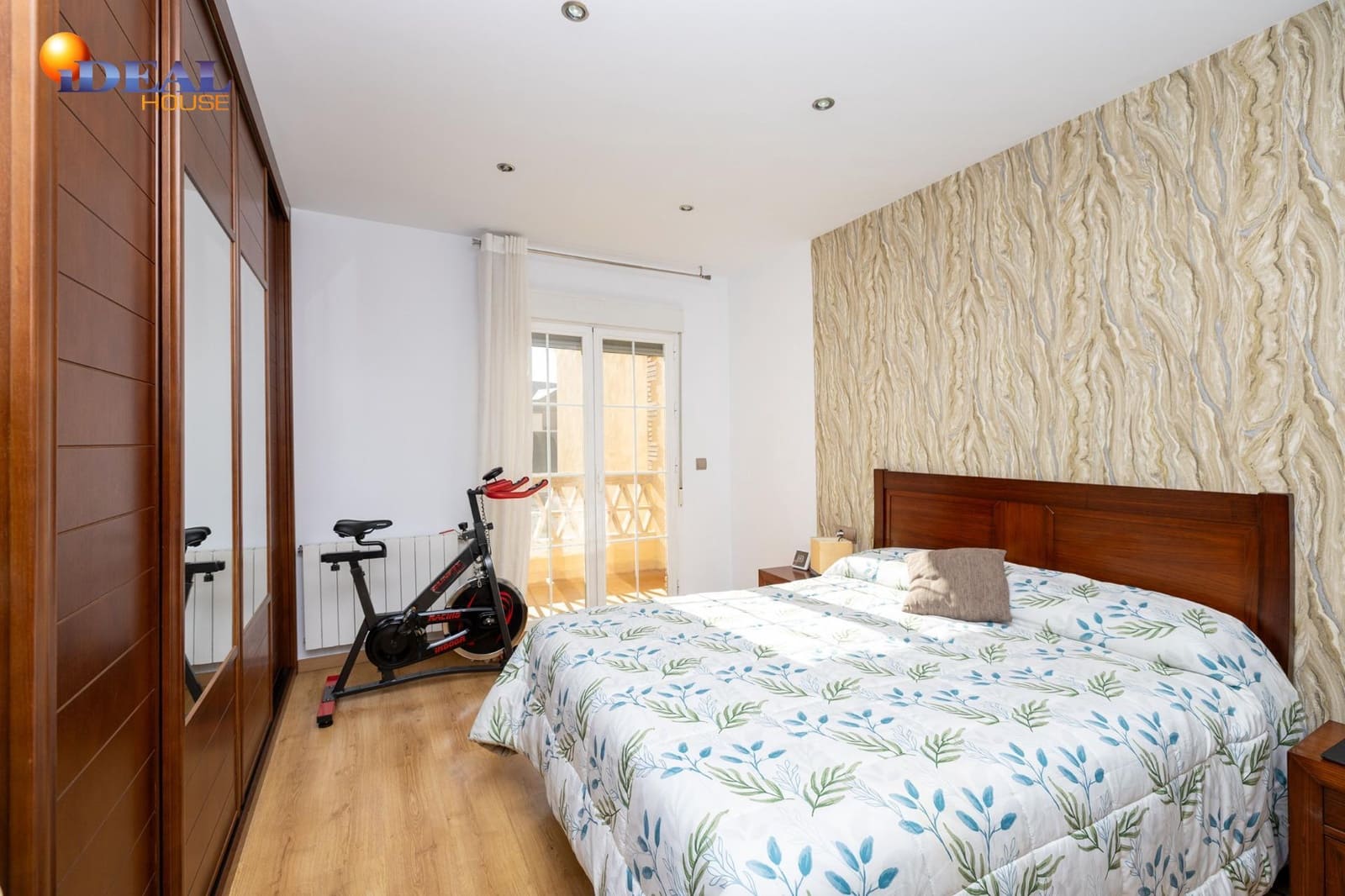 3 slaapkamer Rijtjeshuis te koop in Pulianas met zwembad garage - € 269.000 (Ref: 9440049)