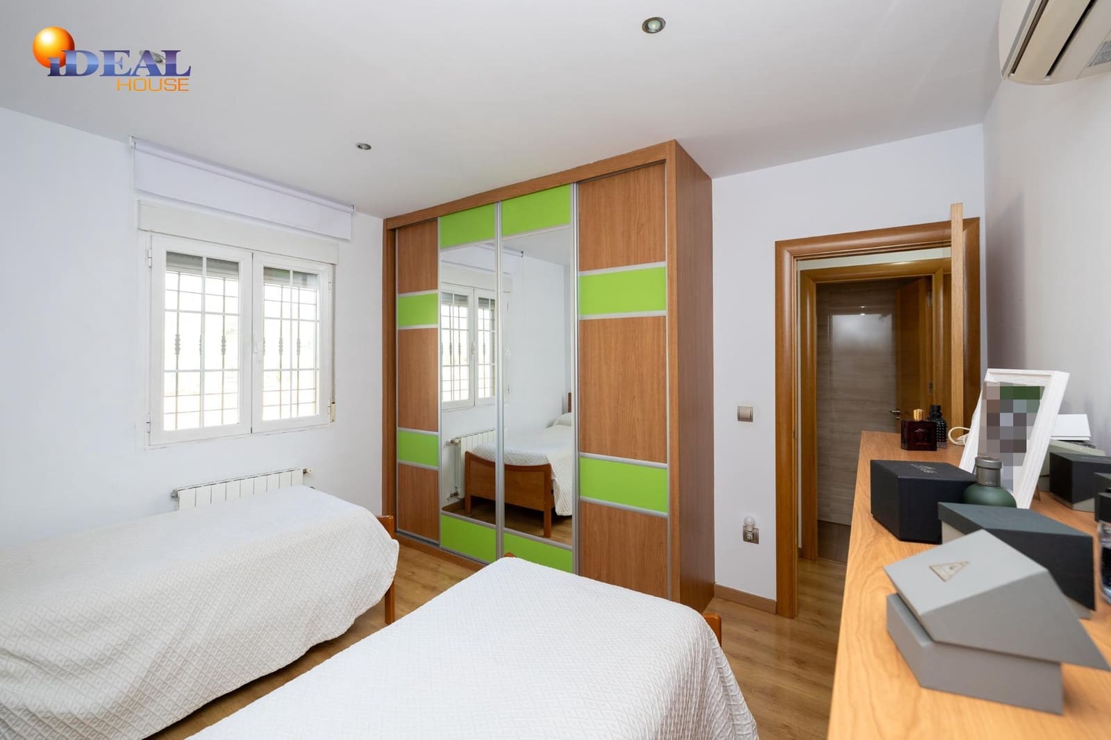 3 slaapkamer Rijtjeshuis te koop in Pulianas met zwembad garage - € 269.000 (Ref: 9440049)