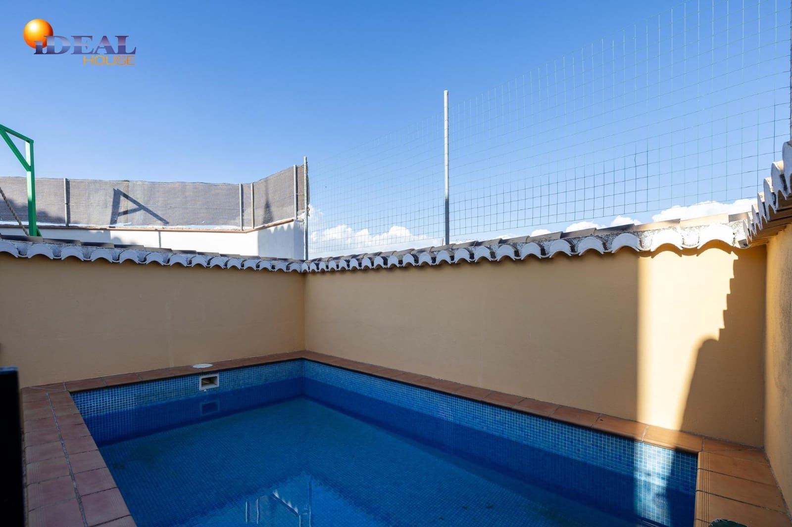 3 slaapkamer Rijtjeshuis te koop in Pulianas met zwembad garage - € 269.000 (Ref: 9440049)