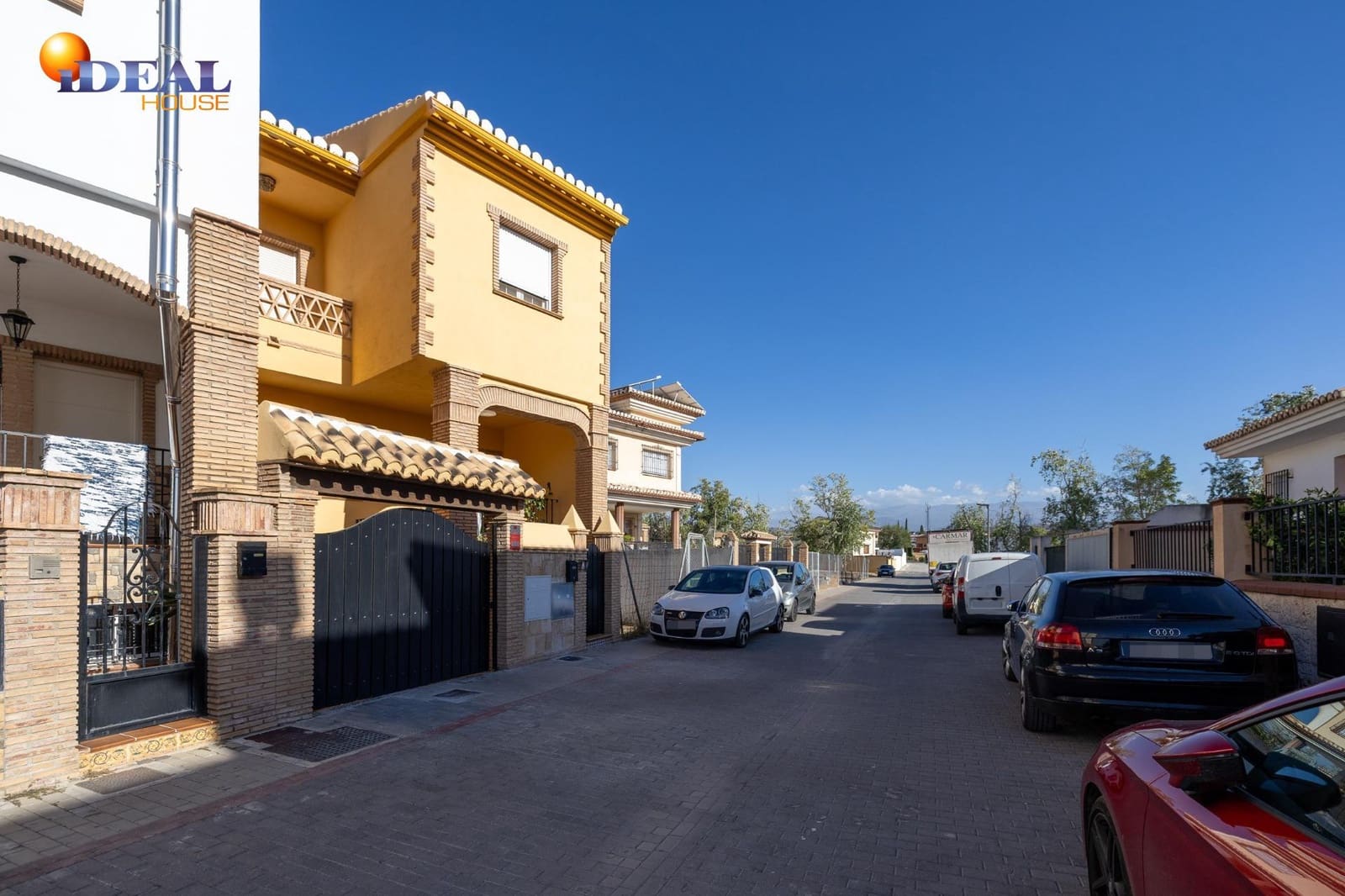 3 slaapkamer Rijtjeshuis te koop in Pulianas met zwembad garage - € 269.000 (Ref: 9440049)