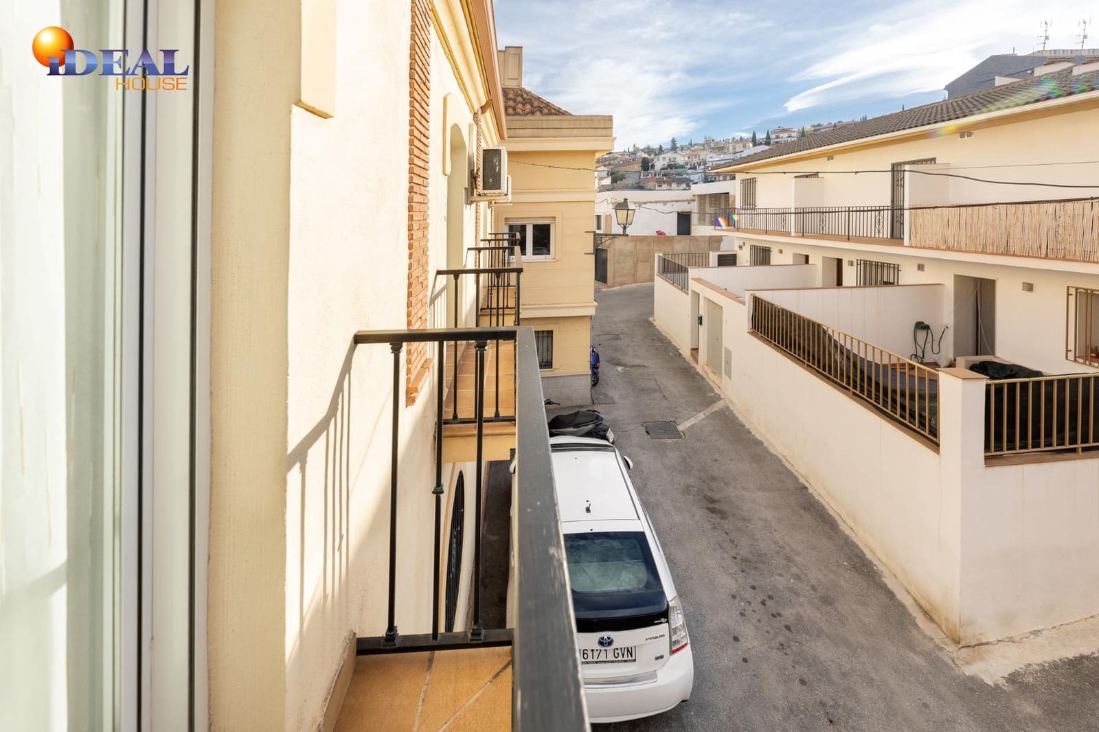 3 bedroom Flat for sale in Monachil with garage - € 169,500 (Ref: 9446277)