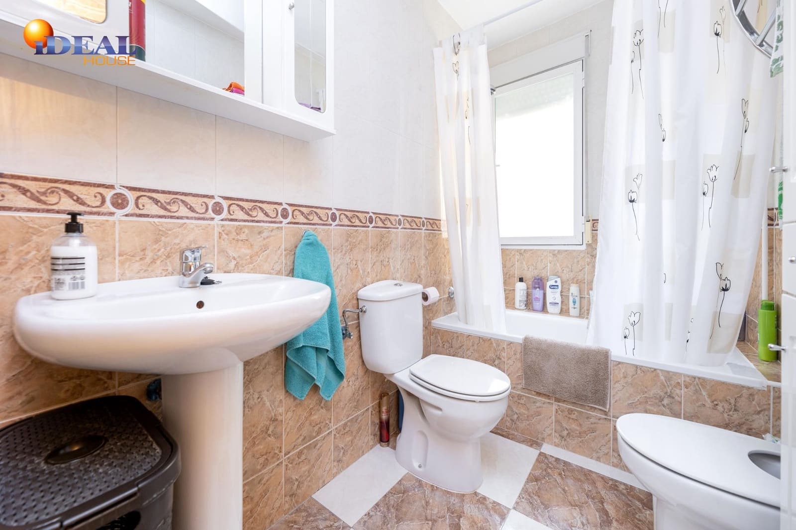 3 bedroom Flat for sale in Monachil with garage - € 169,500 (Ref: 9446277)