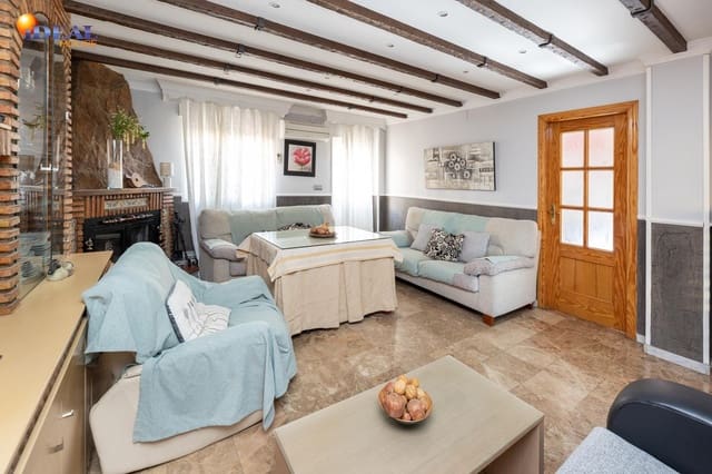 5 sovrum Radhus till salu i Jun - 192 000 € (Ref: 9446278)