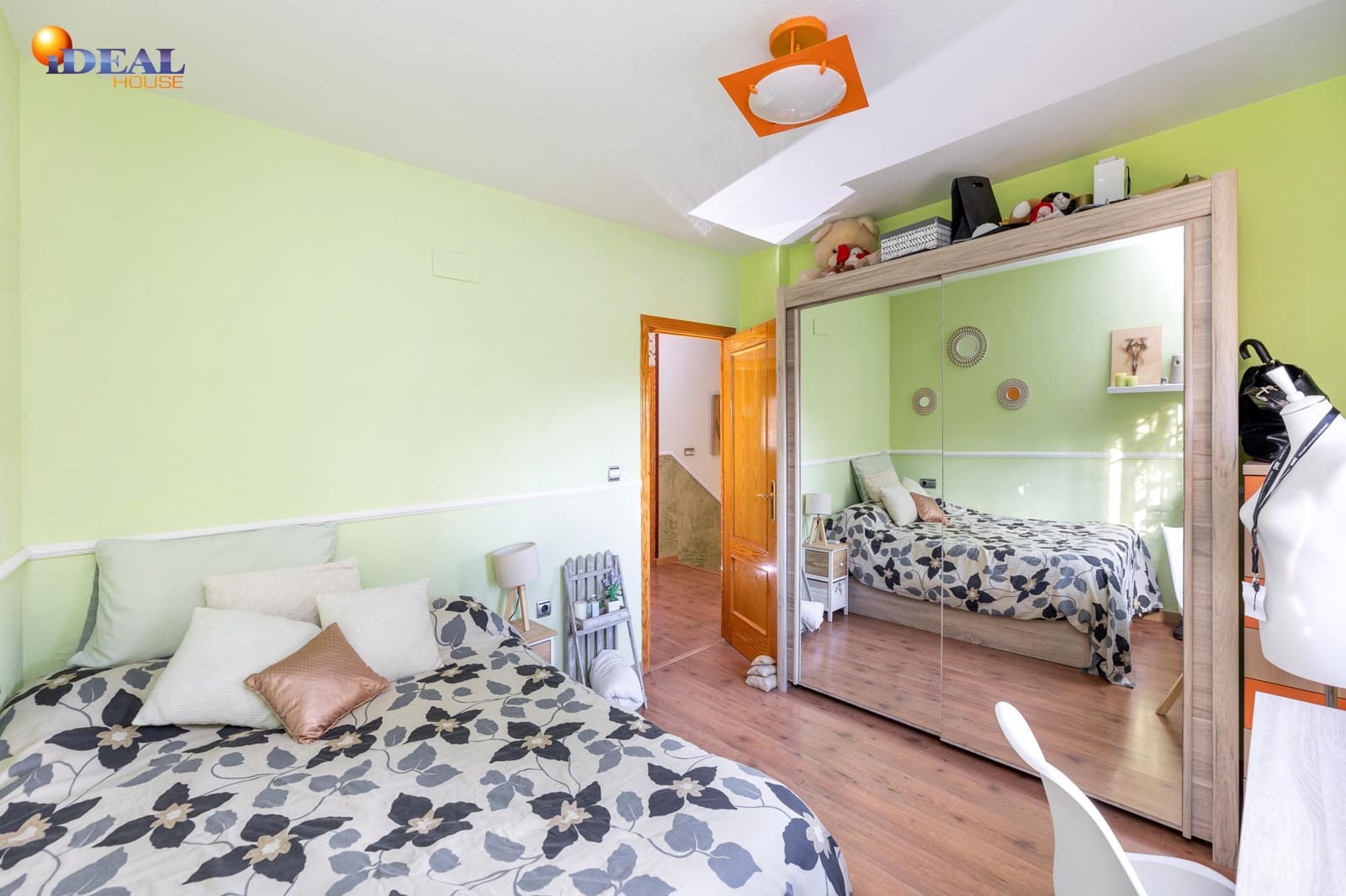 5 sovrum Radhus till salu i Jun - 192 000 € (Ref: 9446278)